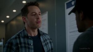 Смотреть на Лордфильм 2.0 Сериал Манифест 2018
